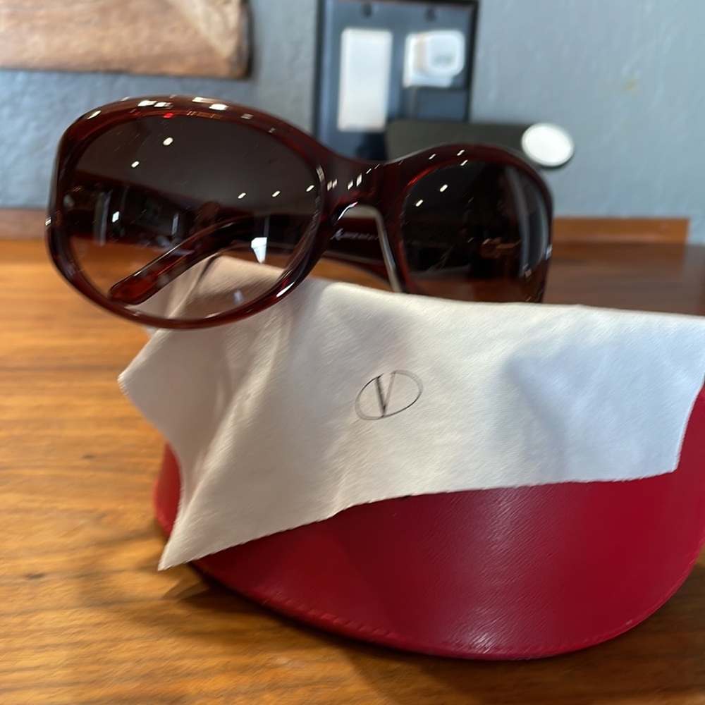 Valentino Sunglasses. Red.